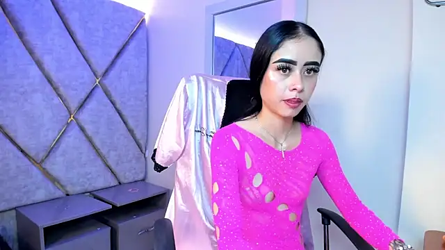Snapshot of AnnySweett_ chatting on 05-23-26, 03:38 AnnySweett online show from 05-23-26, 03:38
