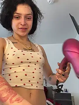 Snapshot of exoticmisfitt chatting on 02-07-26, 08:12 exoticmisfitt online show from 02-07-26, 08:12