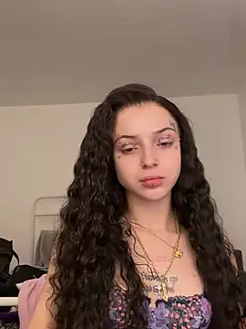 Snapshot of exoticmisfitt chatting on 03-31-26, 05:30 exoticmisfitt online show from 03-31-26, 05:30