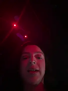 Snapshot of exoticmisfitt chatting on 04-14-26, 10:27 exoticmisfitt online show from 04-14-26, 10:27