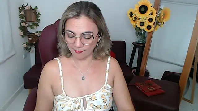 Ghada milf online show from 05-31-26, 11:06