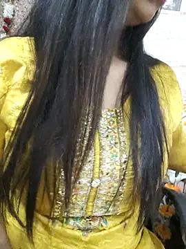 Snapshot of Aradhya-Sharma chatting on 02-18-25, 03:10 Aradhya-Sharma online show from 02-18-25, 03:10