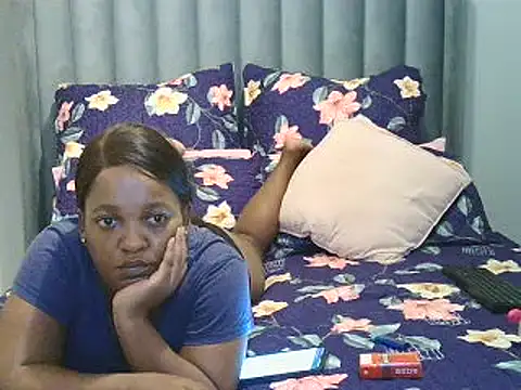 Amberbela online show from 02-15-25, 03:52