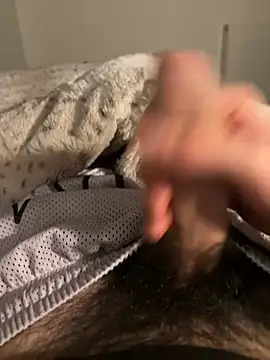 Snapshot of vegan420 chatting on 12-30-24, 01:04 vegan420 online show from 12-30-24, 01:04