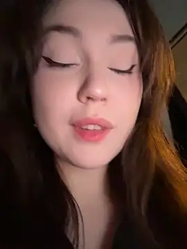 Snapshot of Peachy_Dream chatting on 11-30-25, 03:05 Peachy Dream online show from 11-30-25, 03:05