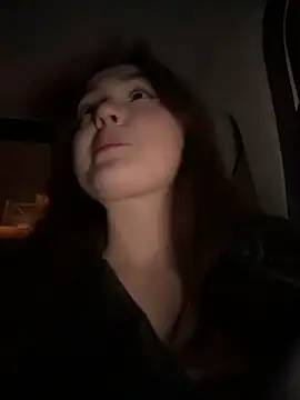 Snapshot of Peachy_Dream chatting on 12-14-25, 07:18 Peachy Dream online show from 12-14-25, 07:18