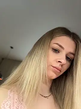 Love Bri online show from 05-17-26, 10:22