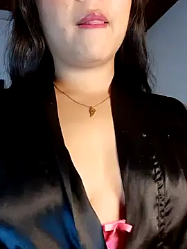 Cleo hills online show from 01-25-25, 01:30