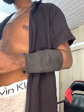 Jacksonking27 online show from 11-20-25, 05:56