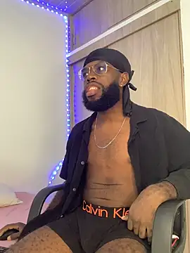 Snapshot of Jacksonking27 chatting on 12-20-25, 09:44 Jacksonking27 online show from 12-20-25, 09:44