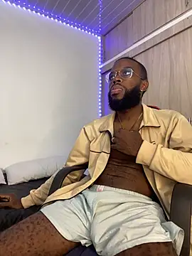 Snapshot of Jacksonking27 chatting on 02-06-26, 11:30 Jacksonking27 online show from 02-06-26, 11:30