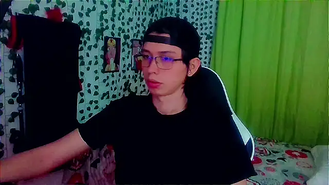 Andy gray online show from 10-15-25, 01:33