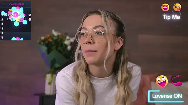 KylieJoyce online show from 01-10-25, 04:44