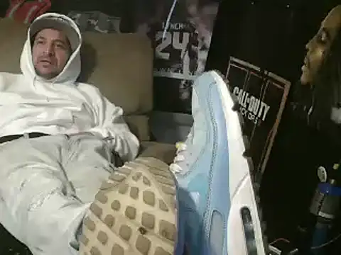 Snapshot of RM_Discov3ri3z chatting on 12-04-24, 10:51 RM Discov3ri3z online show from 12-04-24, 10:51