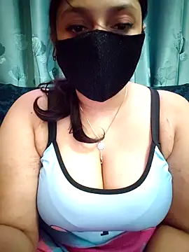 Afsana Mim online show from 11-19-25, 05:02