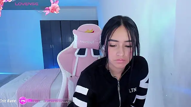 Tinylottie online show from 03-28-26, 01:49