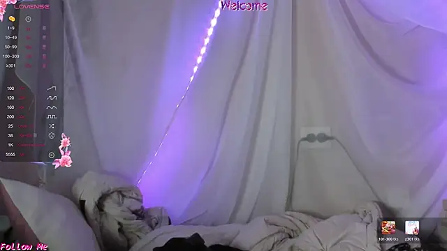 Snapshot of Seductive_She_Wolf chatting on 06-25-26, 03:38 Seductive She Wolf online show from 06-25-26, 03:38
