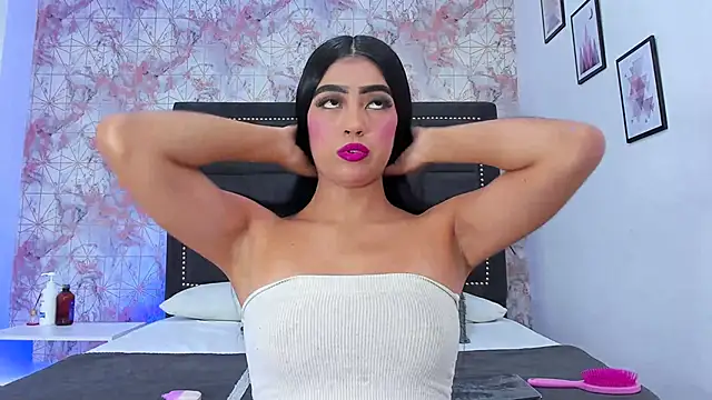 Mia-Monroe online show from 01-24-25, 07:39