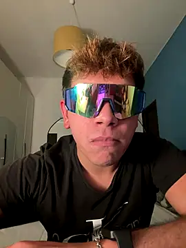 calleaaaa online show from 11-15-25, 06:26