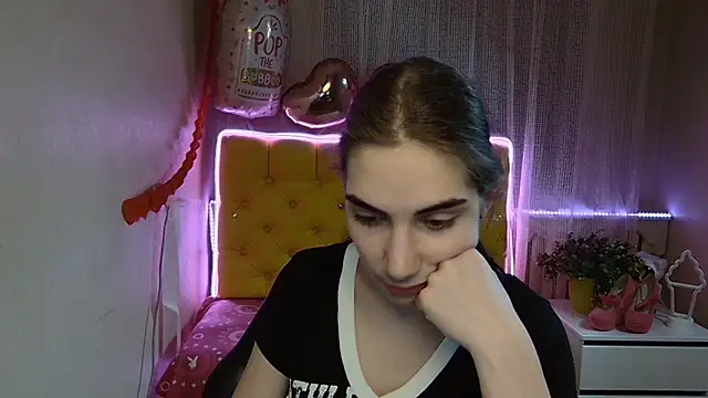 NikaStark  online show from 03-09-25, 01:35