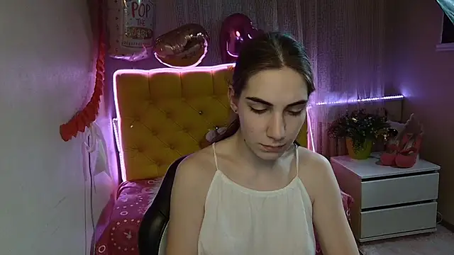 NikaStark  online show from 03-19-25, 02:48