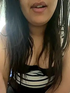 yassminsexy22 online show from 12-05-24, 12:00