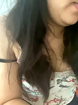 yassminsexy22 online show from 11-18-25, 12:31