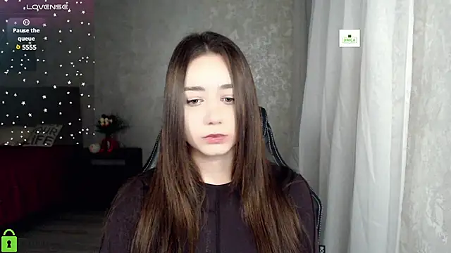 Snapshot of Mary_Moonlight chatting on 01-08-25, 04:22 Mary Moonlight online show from 01-08-25, 04:22