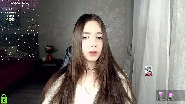Snapshot of Mary_Moonlight chatting on 01-14-25, 05:12 Mary Moonlight online show from 01-14-25, 05:12