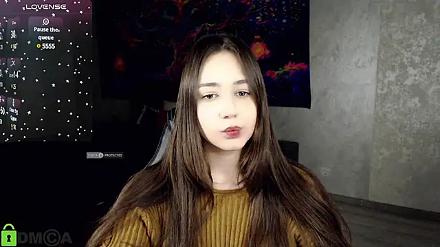 Snapshot of Mary_Moonlight chatting on 02-14-25, 05:25 Mary Moonlight online show from 02-14-25, 05:25