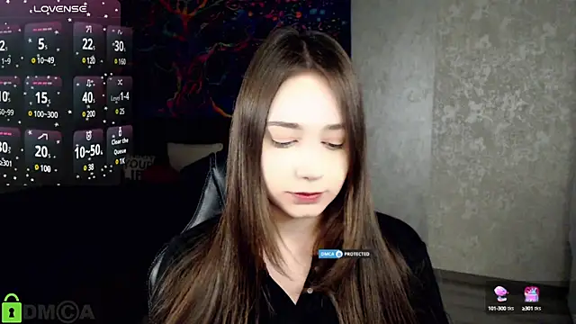 Snapshot of Mary_Moonlight chatting on 02-15-25, 04:56 Mary Moonlight online show from 02-15-25, 04:56