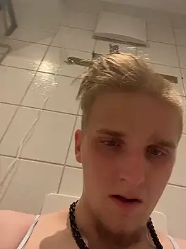 Michaela1222 online show from 04-18-26, 03:43