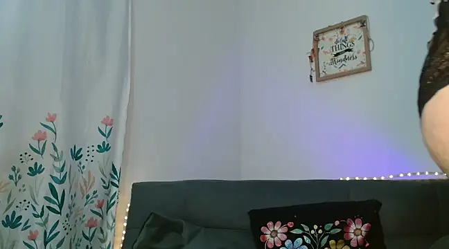 catalinamommyx online show from 03-18-25, 06:36