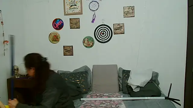 catalinamommyx online show from 04-03-26, 01:58