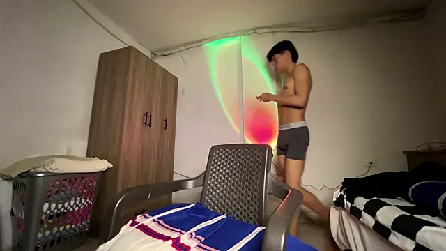 Snapshot of Angelligth chatting on 11-06-25, 03:51 Angelligth online show from 11-06-25, 03:51