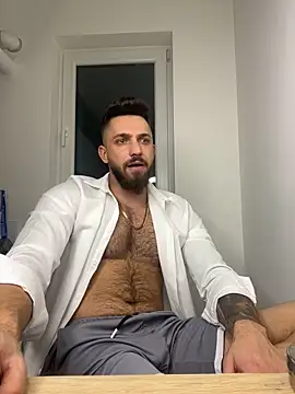 LoveIsBlind  online show from 01-01-25, 12:21