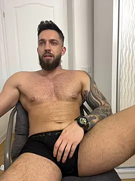 LoveIsBlind  online show from 09-12-25, 09:15