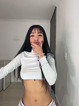 lina pink online show from 11-11-25, 03:28