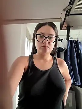 Snapshot of Karla-sexy01 chatting on 04-04-26, 12:57 Karla-sexy01 online show from 04-04-26, 12:57