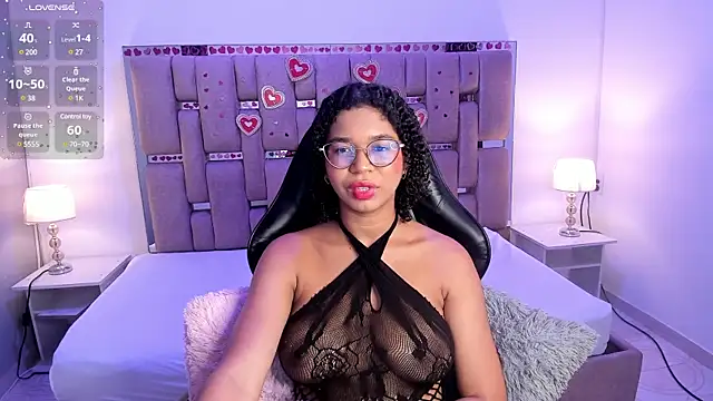 MilaHall  online show from 01-27-25, 03:37