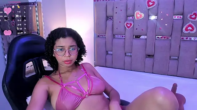 MilaHall  online show from 03-09-25, 03:54