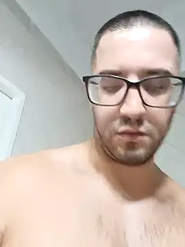 Snapshot of maxiporonga1 chatting on 04-03-26, 04:54 maxiporonga1 online show from 04-03-26, 04:54