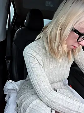 Snapshot of Giuliana_baby chatting on 02-03-25, 04:52 Giuliana baby online show from 02-03-25, 04:52