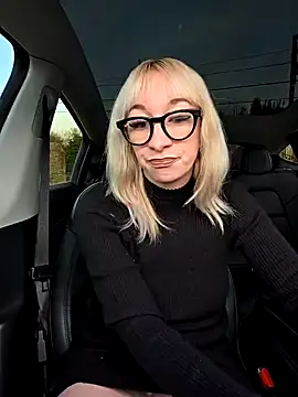 Snapshot of Giuliana_baby chatting on 03-04-25, 05:24 Giuliana baby online show from 03-04-25, 05:24