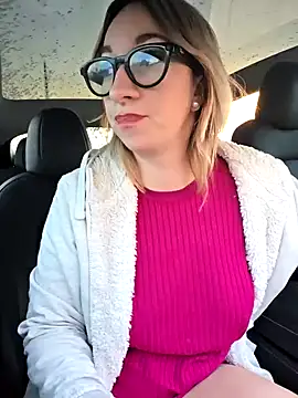 Snapshot of Giuliana_baby chatting on 10-24-25, 06:43 Giuliana baby online show from 10-24-25, 06:43