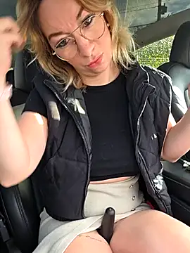 Snapshot of Giuliana_baby chatting on 11-02-25, 08:28 Giuliana baby online show from 11-02-25, 08:28