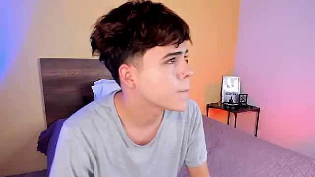 justinbiler online show from 02-13-25, 04:32