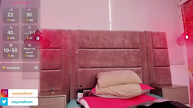 Snapshot of MADISSONLOVE_ chatting on 02-20-25, 05:07 MADISSONLOVE online show from 02-20-25, 05:07