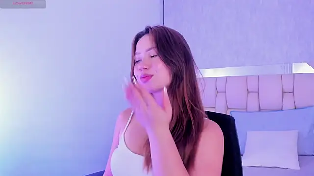 Roxie-Summers11 online show from 02-19-25, 11:04