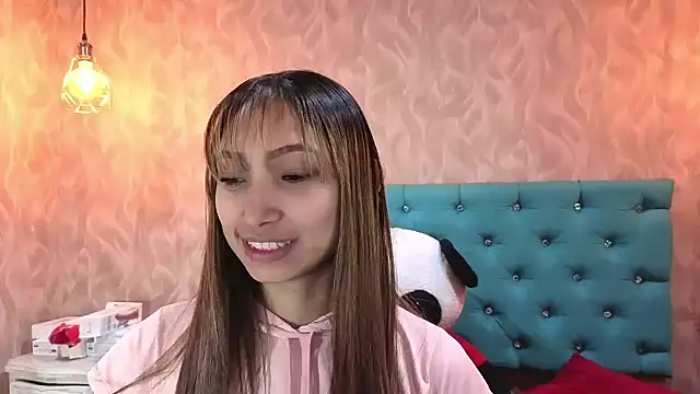 MadelineDoll online show from 11-12-25, 01:44